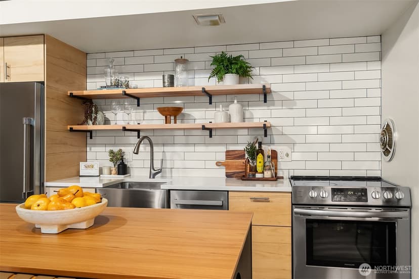 Property photo for 1507 Western Avenue #R201, Seattle photo 10