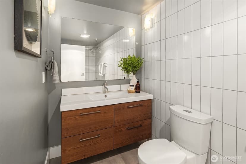 Property photo for 1507 Western Avenue #R201, Seattle photo 14