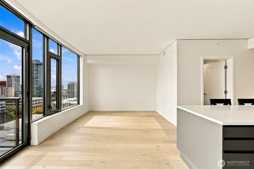 Property photo for 2510 6th Avenue #1403, Seattle photo 24
