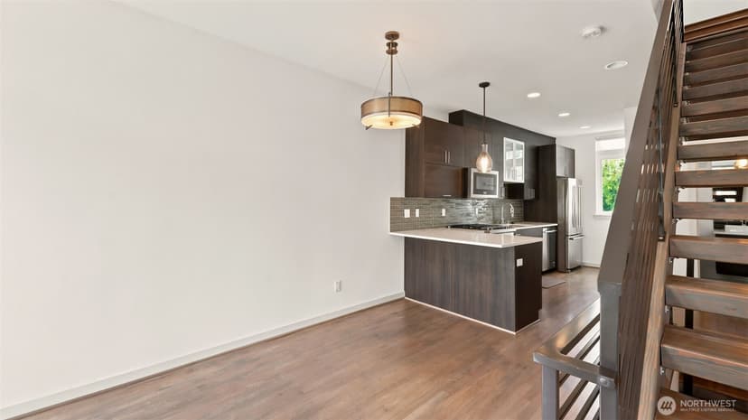 Property photo for 7459 Woodlawn Avenue NE #A, Seattle photo 7