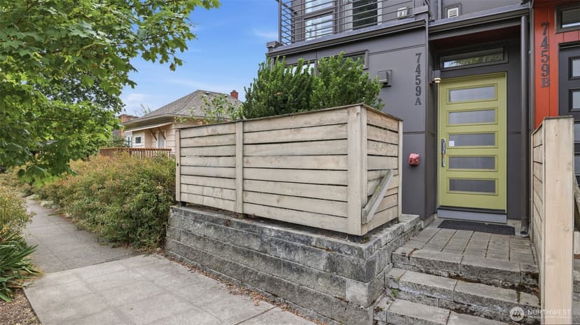 Property photo for 7459 Woodlawn Avenue NE #A, Seattle photo 23