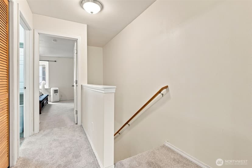Property photo for 12564 Springbrook Lane SW, Lakewood photo 14