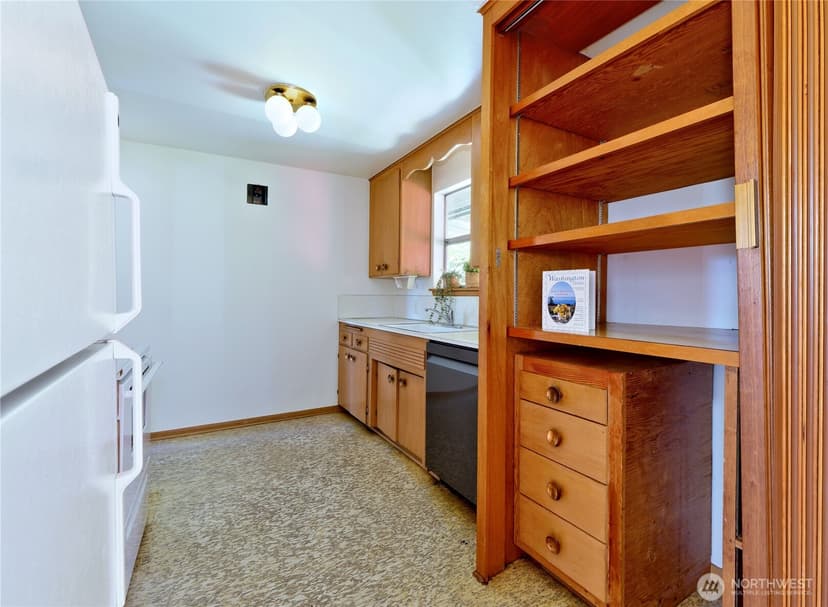 Property photo for 8004 S 134th Street, Seattle photo 10