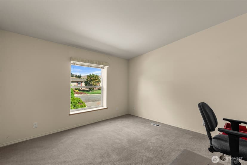 Property photo for 944 Sunrise Drive, Manson photo 24
