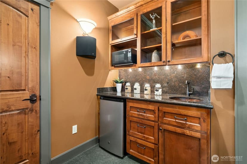 Property photo for 21241 SE 40th Street, Sammamish photo 35