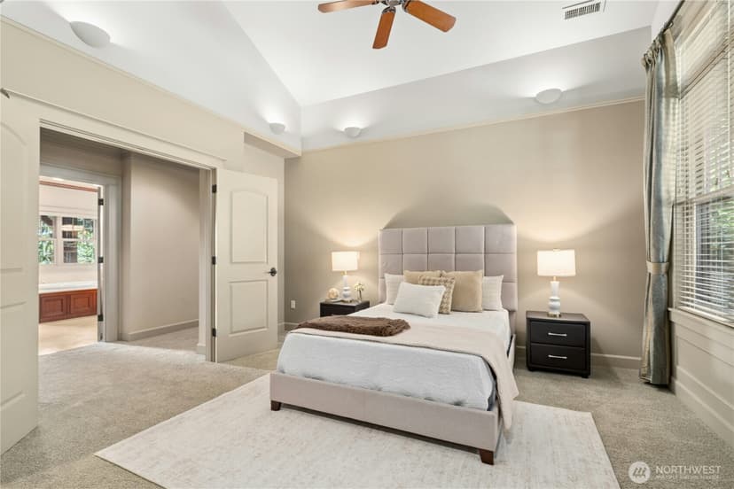 Property photo for 21241 SE 40th Street, Sammamish photo 20