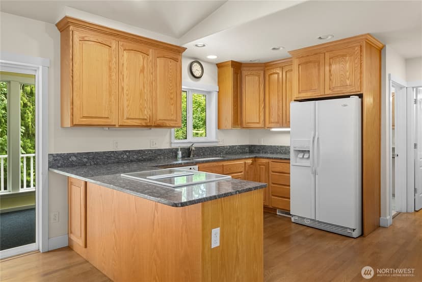 Property photo for 2821 Grade Road, Lake Stevens photo 14
