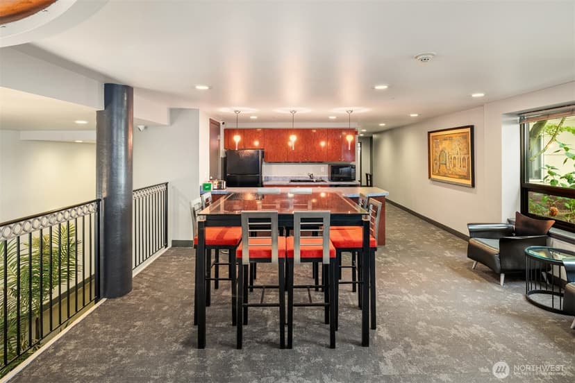 Property photo for 323 Queen Anne Avenue N #202, Seattle photo 25