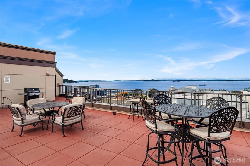 Property photo for 323 Queen Anne Avenue N #202, Seattle photo 20