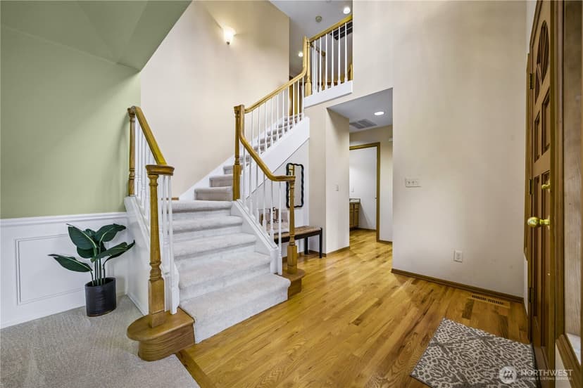 Property photo for 6912 65th Avenue W, Lakewood photo 3