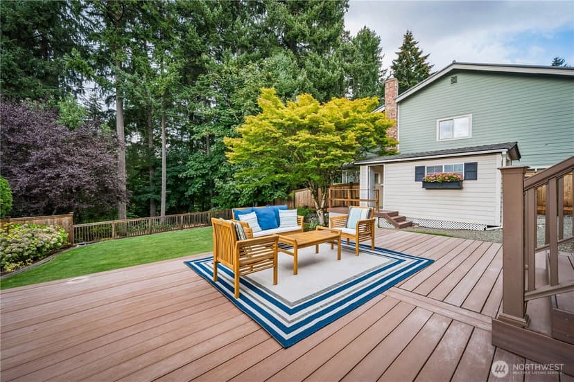 Property photo for 6912 65th Avenue W, Lakewood photo 14
