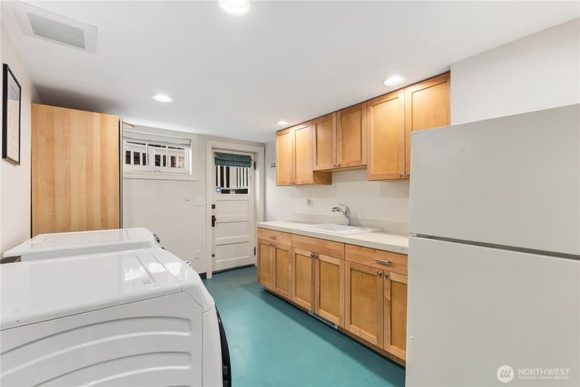 Property photo for 3613 35th Avenue SW, Seattle photo 35