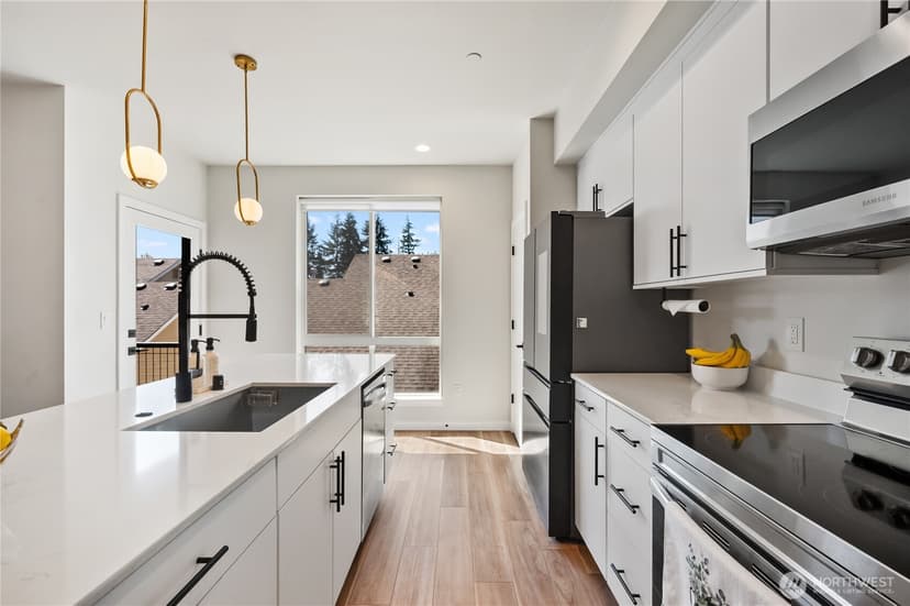 Property photo for 2527 Gibson Road #C4, Everett photo 6