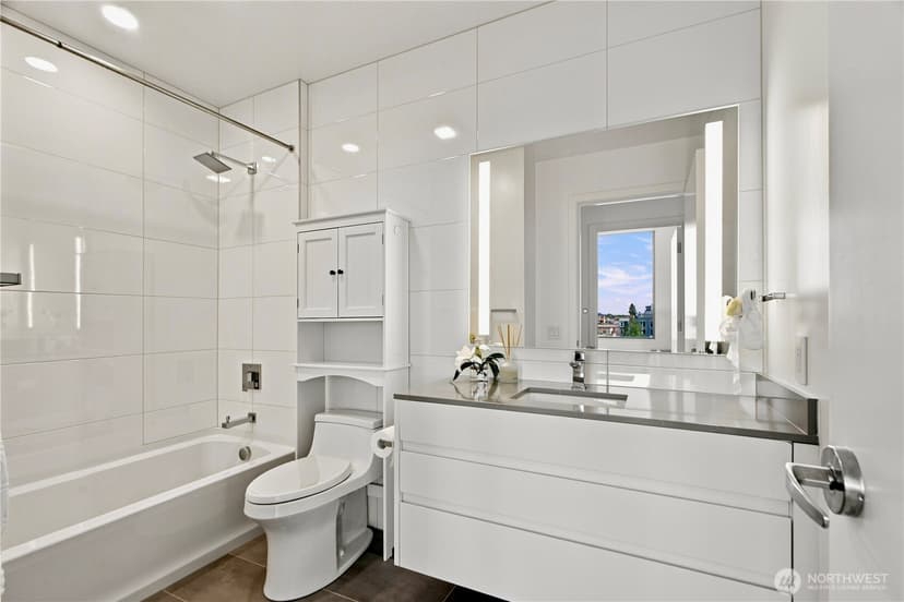 Property photo for 10232 NE 10th Street #815, Bellevue photo 16