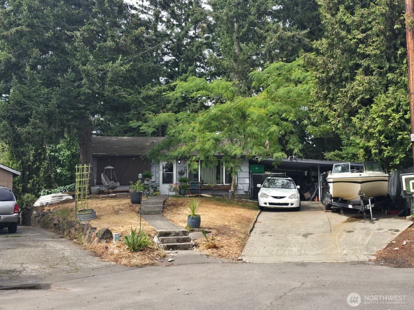 Property photo for 669 Pierce Court NE, Renton
