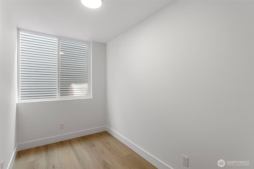 Property photo for 6318 41st Avenue SW #4, Seattle photo 14