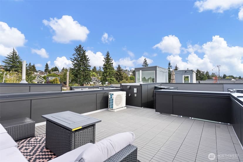 Property photo for 6318 41st Avenue SW #4, Seattle photo 23