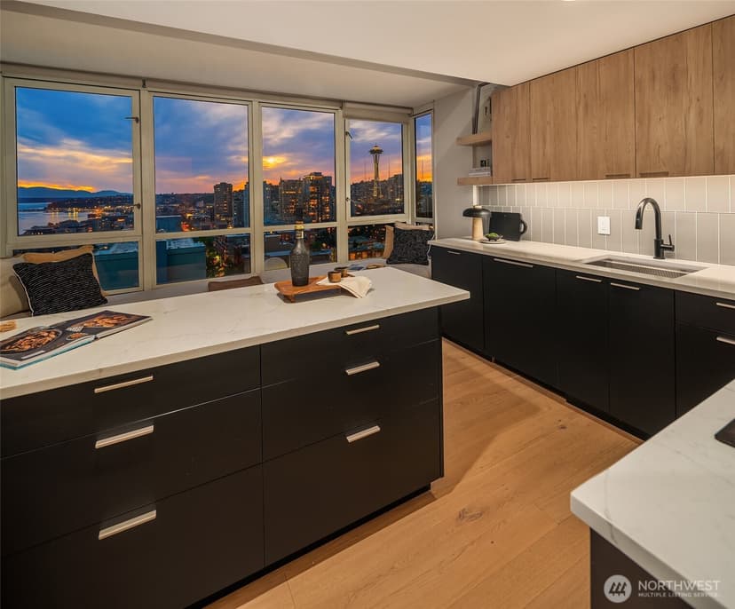 Property photo for 2125 1st Avenue #1902, Seattle photo 14