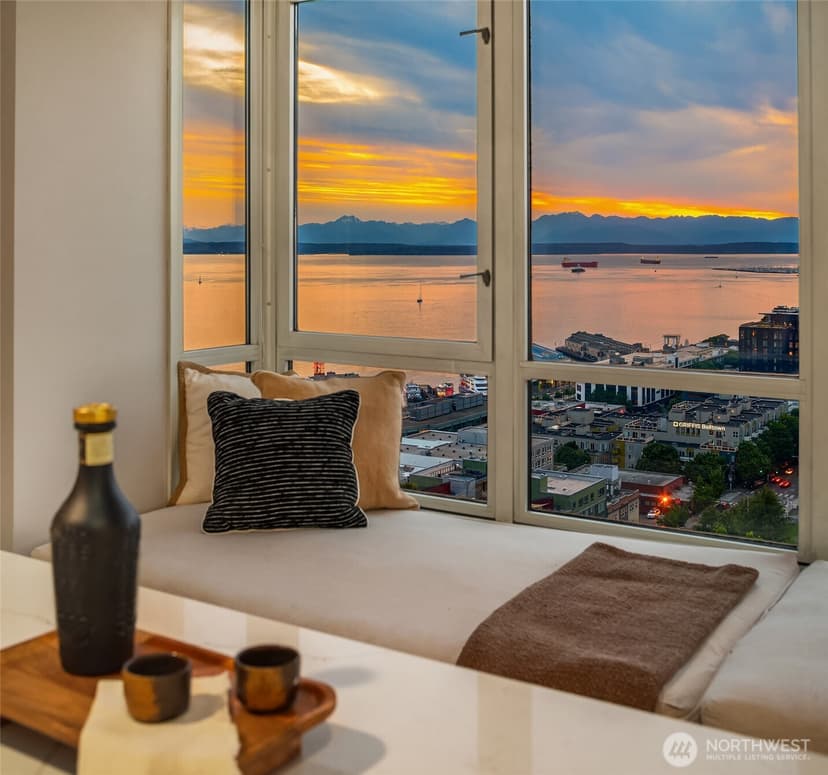 Property photo for 2125 1st Avenue #1902, Seattle photo 18