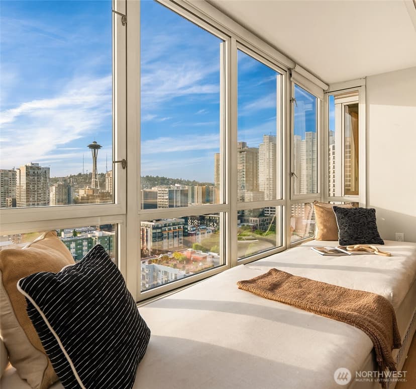 Property photo for 2125 1st Avenue #1902, Seattle photo 6