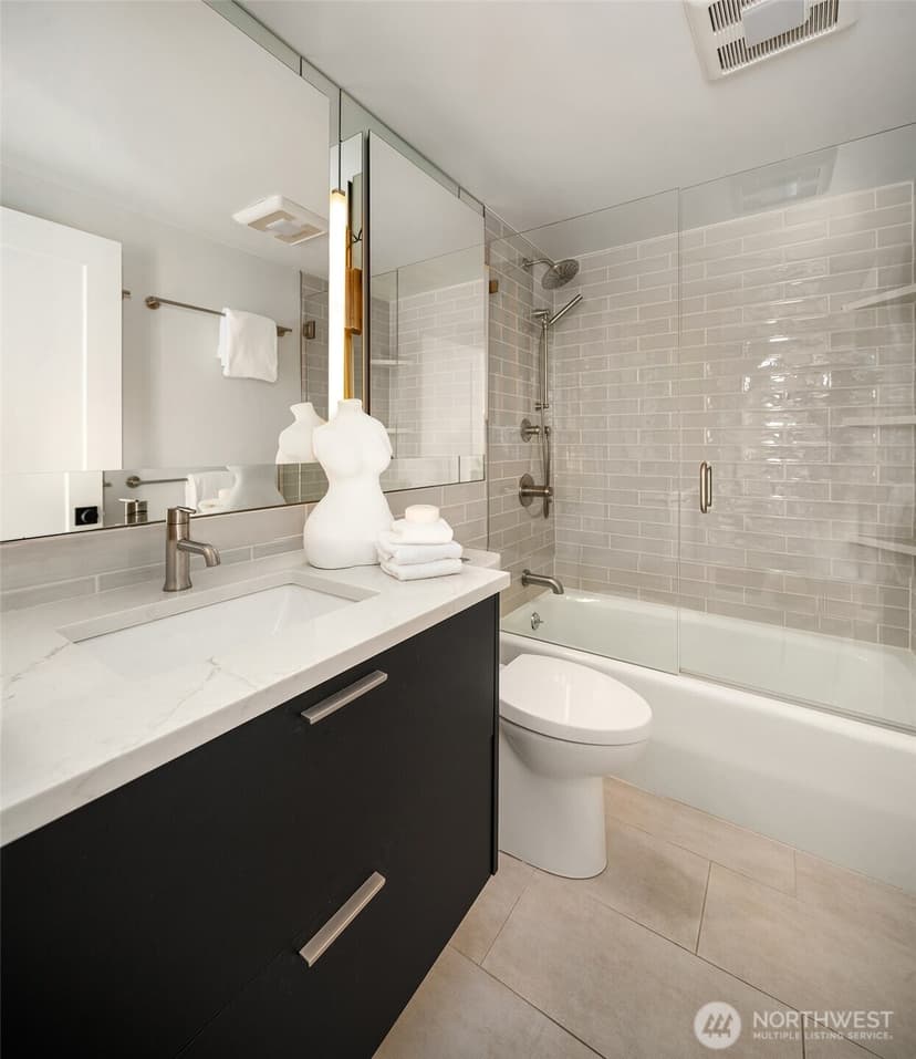 Property photo for 2125 1st Avenue #1902, Seattle photo 28