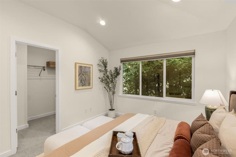 Property photo for 115 B N 105th Street, Seattle photo 22