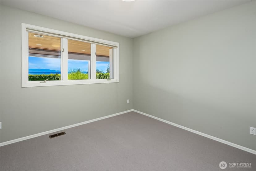 Property photo for 17020 74th Avenue W, Edmonds photo 35