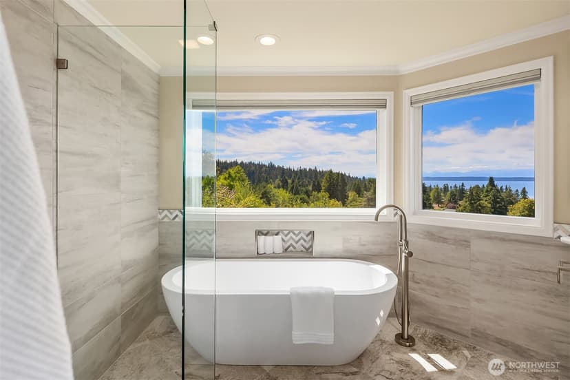 Property photo for 17020 74th Avenue W, Edmonds photo 25