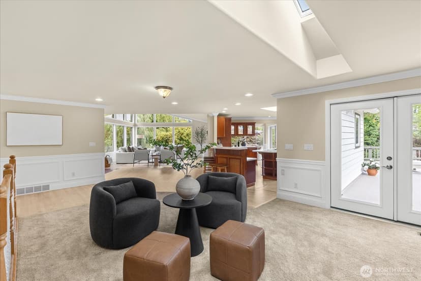 Property photo for 1512 9th Avenue N, Edmonds photo 11