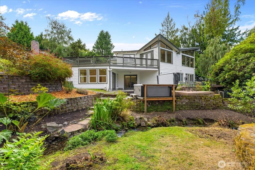 Property photo for 1512 9th Avenue N, Edmonds photo 35