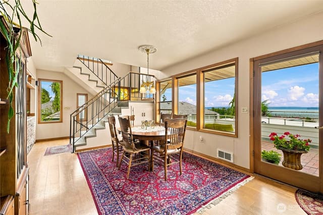 Property photo for 202 Alverson Boulevard, Everett photo 5