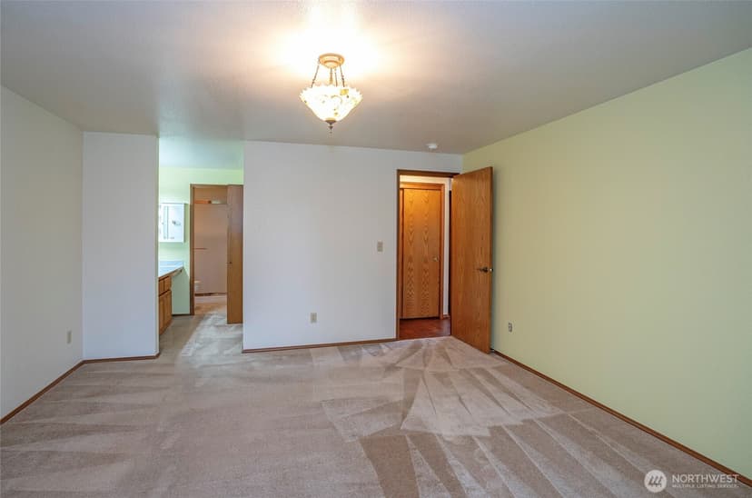 Property photo for 8014 53rd Street W, University Place photo 15