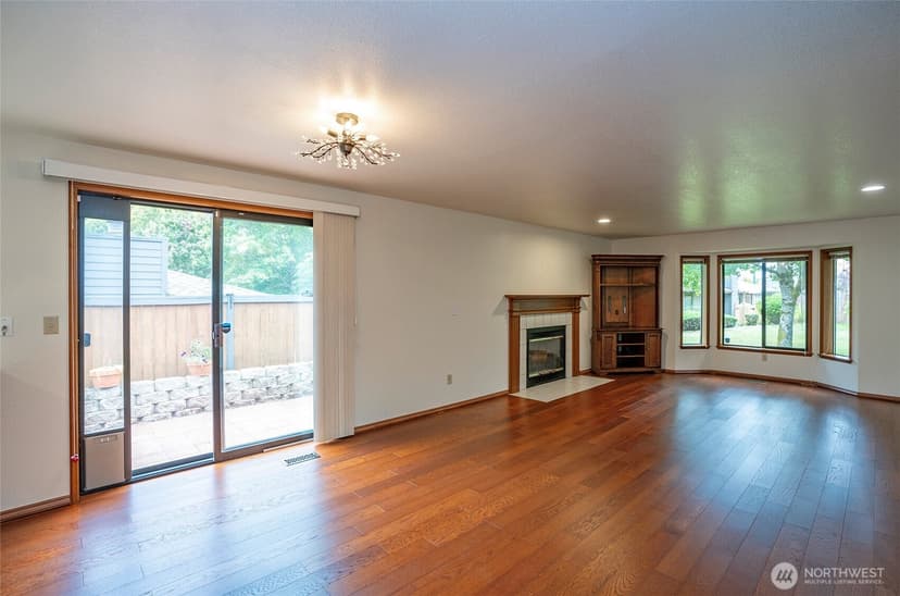Property photo for 8014 53rd Street W, University Place photo 7
