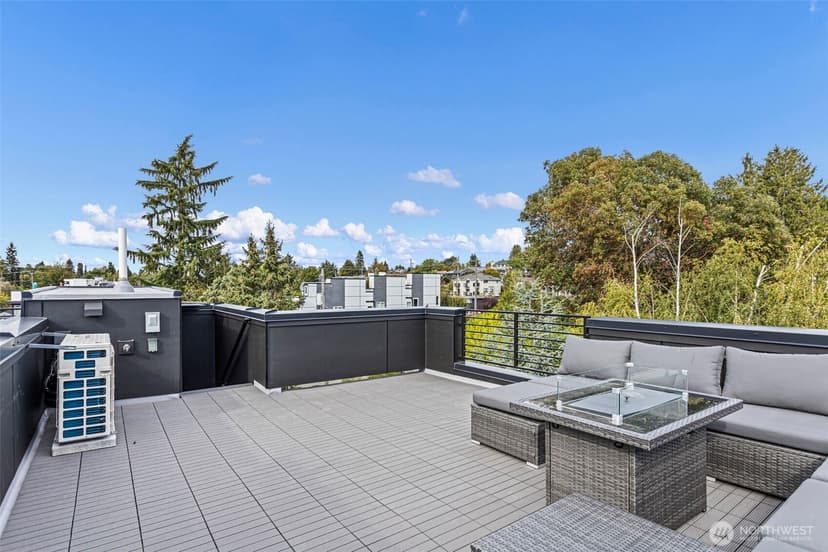 Property photo for 6318 41st Avenue SW #F, Seattle photo 27