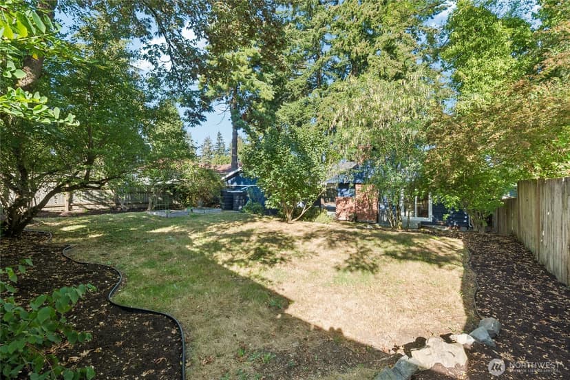 Property photo for 11409 11th Avenue SW, Seattle photo 25