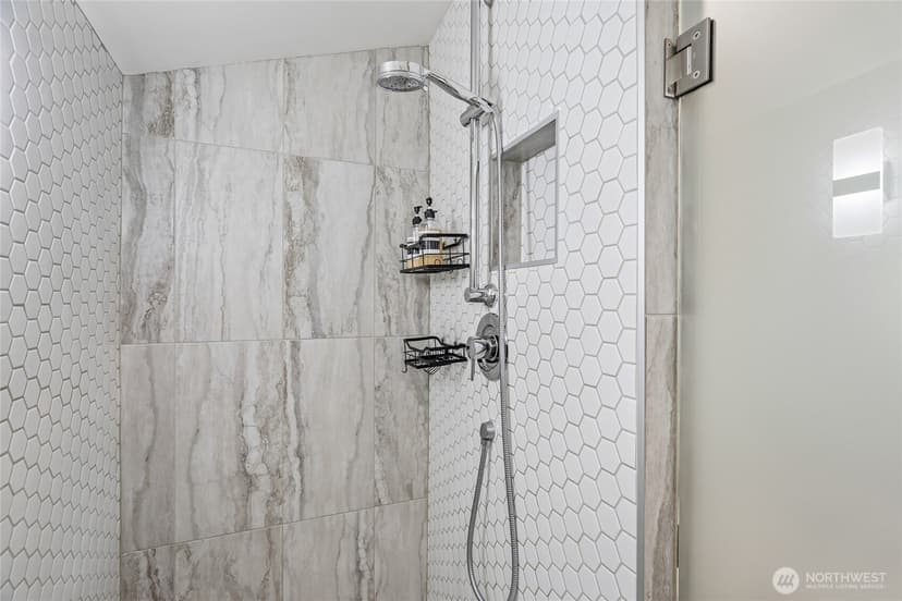 Property photo for 3857 21st Avenue SW, Seattle photo 13