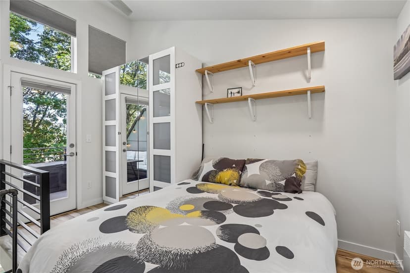 Property photo for 3857 21st Avenue SW, Seattle photo 10