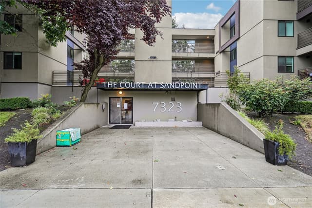 Property photo for 7323 Sand Point Way NE #106, Seattle photo 2