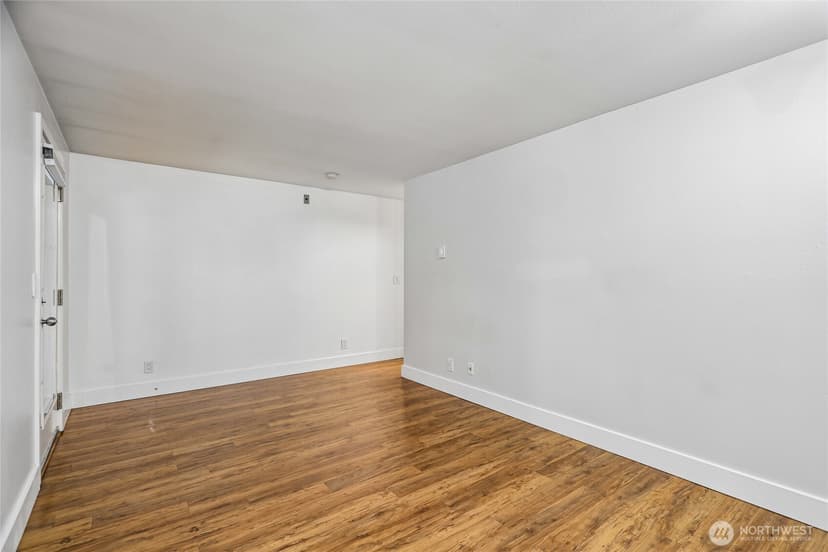 Property photo for 7323 Sand Point Way NE #106, Seattle photo 17