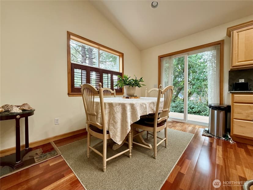 Property photo for 143 S Oar Loop SW, Ocean Shores photo 28