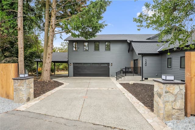 Property photo for 130 203rd Place SW, Lynnwood photo 2