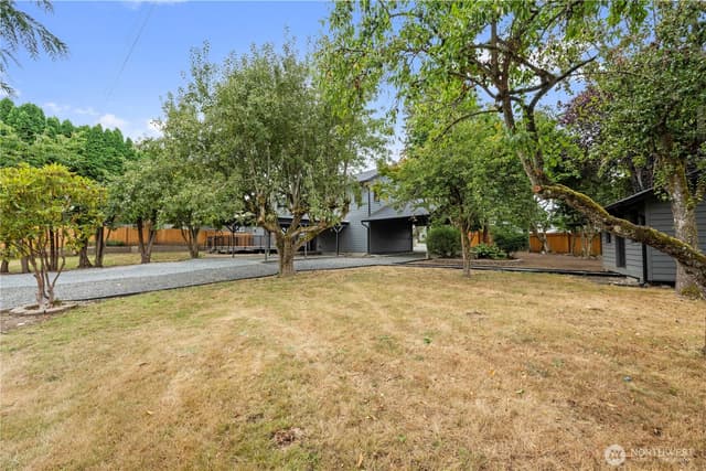 Property photo for 130 203rd Place SW, Lynnwood photo 5