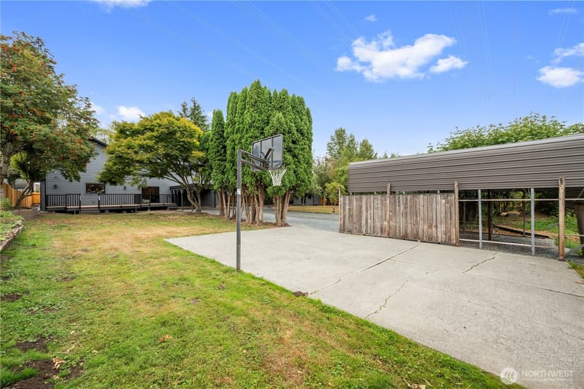 Property photo for 130 203rd Place SW, Lynnwood photo 30
