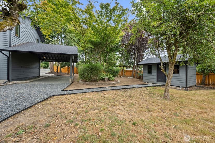 Property photo for 130 203rd Place SW, Lynnwood photo 28