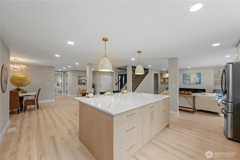 Property photo for 130 203rd Place SW, Lynnwood photo 11