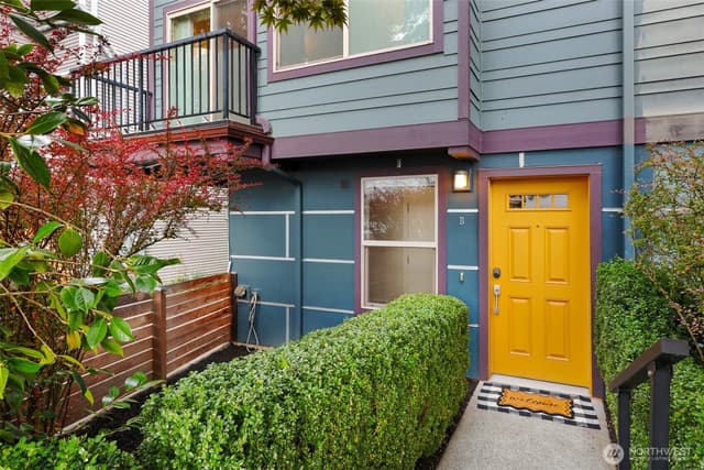 Property photo for 12010 31st Avenue NE #B, Seattle photo 2