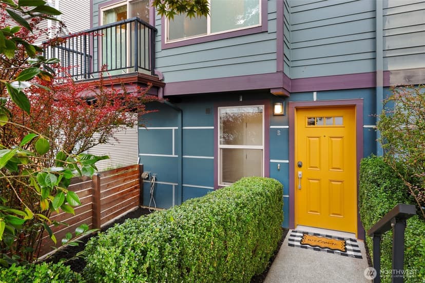 Property photo for 12010 31st Avenue NE #B, Seattle photo 2