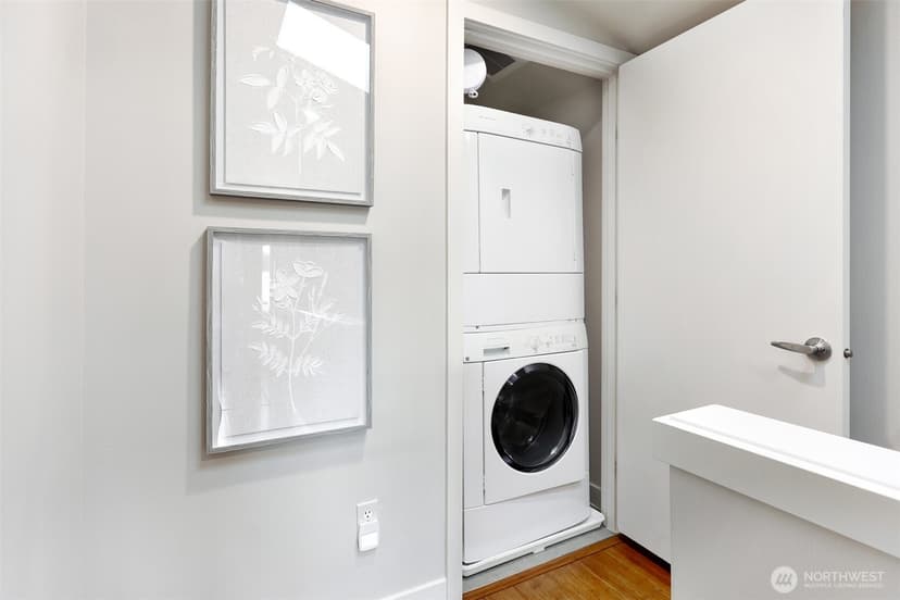Property photo for 12010 31st Avenue NE #B, Seattle photo 25