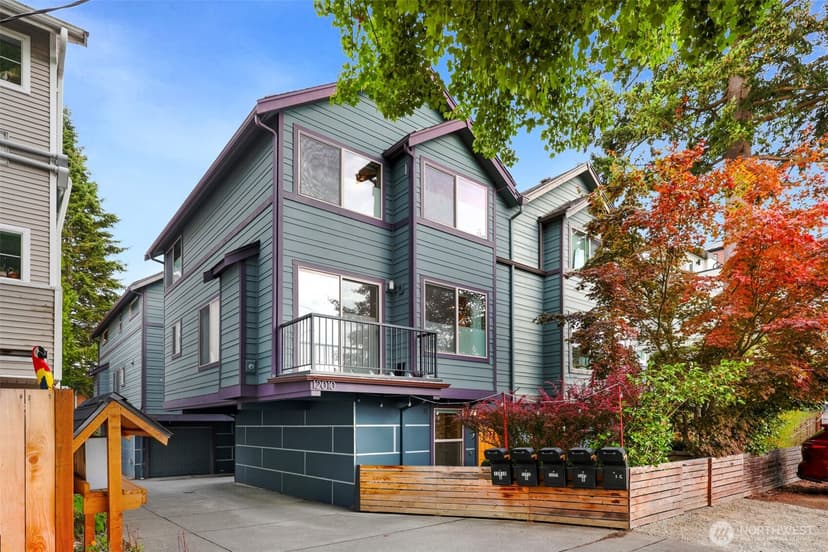 Property photo for 12010 31st Avenue NE #B, Seattle photo 29