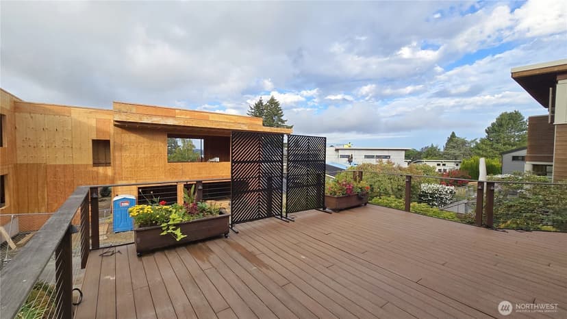 Property photo for 609 13th Avenue W, Kirkland photo 4